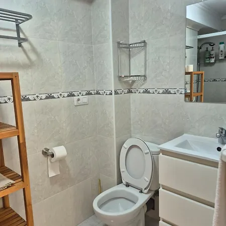 Soleado Cerca De La Playa - Wifi アパート